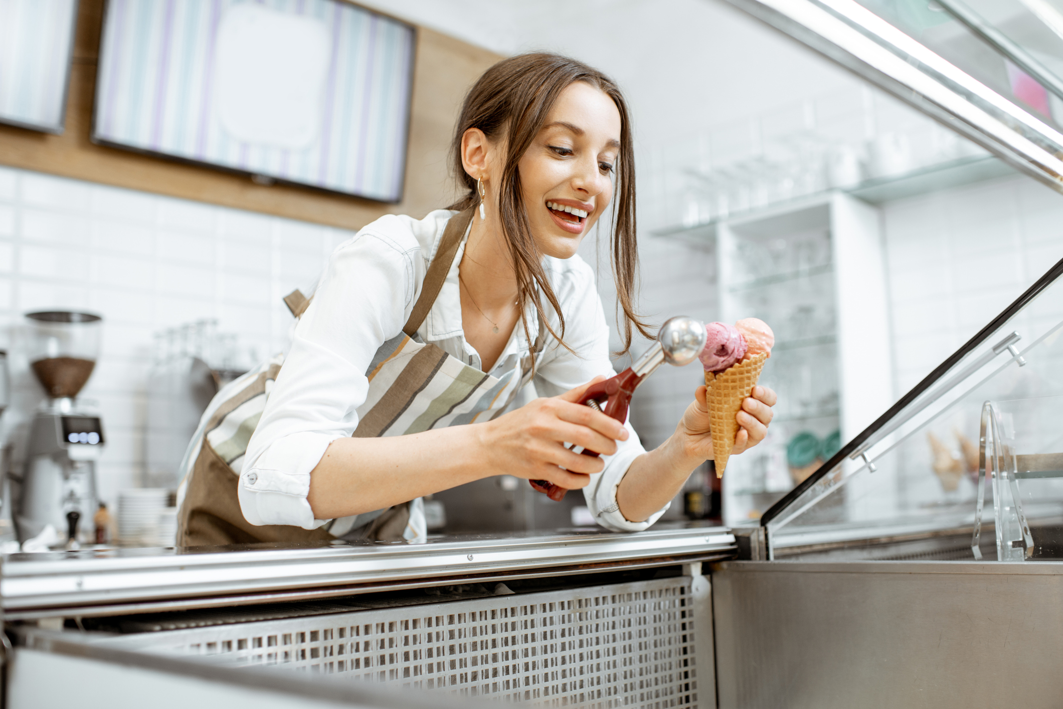 wirtschaft_arbeitsmarkt_eisverkauf_1150730545